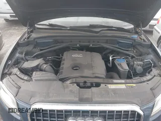 2015 Audi Q5 Premium Plus with VIN WA1LFAFP0FA074585, listed as a IAAI auction lot 41604684 with 67,655 mi miles. Bid and sale history available at carsss.com. Image 10.