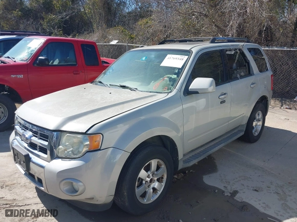 2009 Ford Escape Limited with VIN 1FMCU04709KA21968, listed as a IAAI auction lot 41769348 with 200,805 mi miles. Bid and sale history available at carsss.com. Image 2.