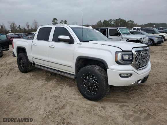 2018 GMC Sierra 1500 Denali with VIN 3GTU2PEJ4JG578976, listed as a Copart auction lot 43475705 with 96,342 mi miles and Salvage Title. Bid and sale history available at carsss.com. Image 4.
