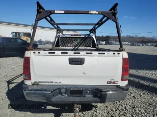 2009 GMC Sierra 2500HD SLE z VIN 1GTHK59K89E156835, wystawiony jako Copart lot #47450515 z przebiegiem 163 996 mil mil oraz Szkoda całkowita • Salvage title. Historia ofert i sprzedaży dostępna na DreamBid. Obrazek 6.