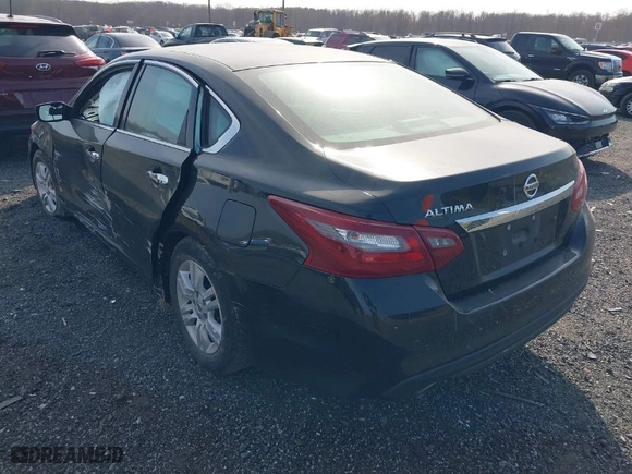 2018 Nissan Altima 2.5 S with VIN 1N4AL3AP4JC133715, listed as a IAAI auction lot 41786737 with 100,165 mi miles. Bid and sale history available at carsss.com. Image 3.