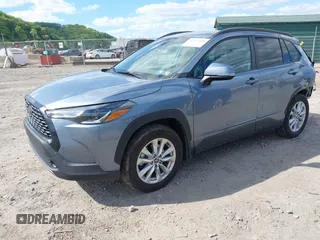 2023 Toyota Corolla Cross LE с VIN 7MUCAABG4PV063433, выставлен на аукционе IAAI как лот 42227150 с пробегом 40 387 миль миль и . История ставок и продаж доступна на DreamBid. Изображение 18.