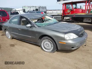 2001 Mercury Sable LS Premium with VIN 1MEFM55S71G632734, listed as a IAAI auction lot 42011855 with 211,402 mi miles and . Bid and sale history available at carsss.com. Image 1.
