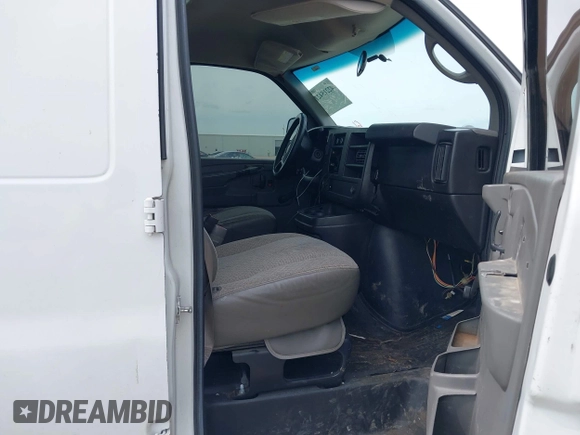 2011 Chevrolet Express Cargo with VIN 1GCWGFCA8B1105184, listed as a IAAI auction lot 42215421 with 261,099 mi miles and . Bid and sale history available at DreamBid. Image 5.