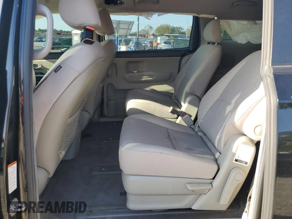 2021 Kia Sedona LX with VIN KNDMB5C16M6662925, listed as a Copart auction lot 52751435 with 86,548 mi miles and Non Repairable. Bid and sale history available at carsss.com. Image 11.