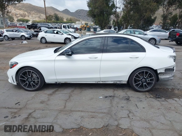 2019 Mercedes-Benz C 300 with VIN 55SWF8DB9KU298358, listed as a IAAI auction lot 42116694 with 73,705 mi miles and . Bid and sale history available at DreamBid. Image 15.