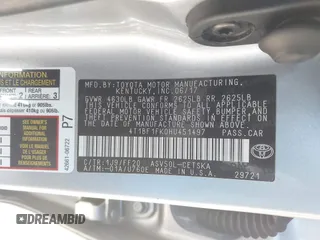 2017 Toyota Camry XLE with VIN 4T1BF1FK0HU451497, listed as a IAAI auction lot 41696611 with 104,523 mi miles. Bid and sale history available at carsss.com. Image 9.