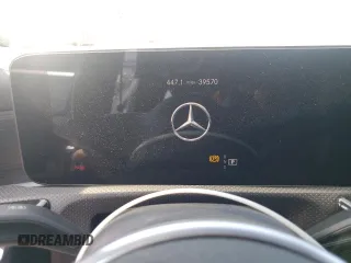 2021 Mercedes-Benz CLA 250 z VIN W1K5J4HB5MN187394, wystawiony jako Copart lot #54610715 z przebiegiem 39 570 mil mil oraz Szkody całkowita. Historia ofert i sprzedaży dostępna na DreamBid. Obrazek 9.