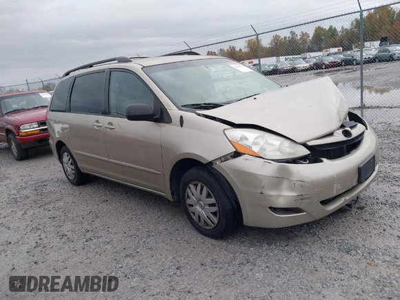2008 Toyota Sienna CE with VIN 5TDZK23C88S174779, listed as a IAAI auction lot 40888229 with 180,865 mi miles. Bid and sale history available at carsss.com. Image 1.