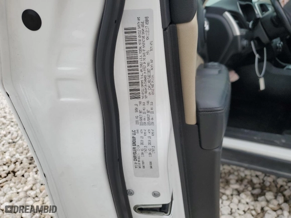 2015 Jeep Cherokee Sport with VIN 1C4PJLAB1FW611867, listed as a Copart auction lot 45291945 with 95,092 mi miles and Salvage Title. Bid and sale history available at carsss.com. Image 15.