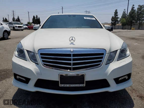 2011 Mercedes-Benz E 550 Luxury with VIN WDDHF7CB7BA422180, listed as a Copart auction lot 60174975 with 104,521 mi miles and Salvage title. Bid and sale history available at DreamBid. Image 5.