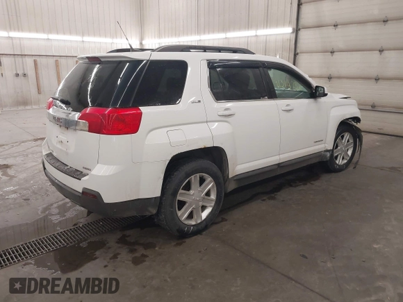 2011 GMC Terrain SLE-2 with VIN 2CTFLTEC7B6405793, listed as a IAAI auction lot 41314732 with 141,540 mi miles. Bid and sale history available at carsss.com. Image 4.