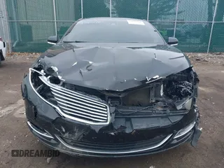 2014 Lincoln MKZ Hybrid with VIN 3LN6L2LU3ER805389, listed as a IAAI auction lot 42000901 with 155,002 mi miles and . Bid and sale history available at carsss.com. Image 12.