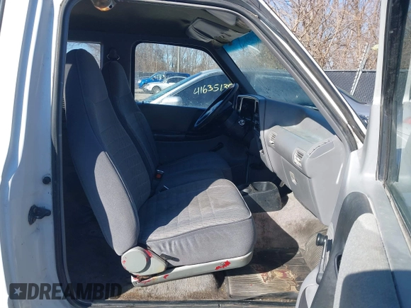 1994 Ford Ranger Splash with VIN 1FTCR14X6RPB16565, listed as a IAAI auction lot 41562316 with 178,666 mi miles. Bid and sale history available at carsss.com. Image 5.