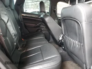 2012 Porsche Cayenne z VIN WP1AA2A25CLA00106, wystawiony jako Copart lot #60479845 z przebiegiem 184 630 mil mil oraz Czysty tytuł • Clean title. Historia ofert i sprzedaży dostępna na DreamBid. Obrazek 11.