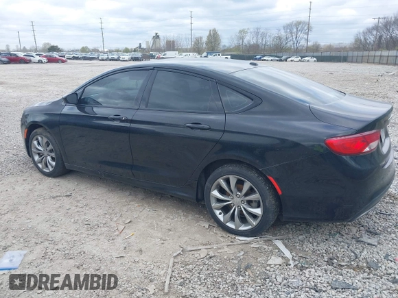 2015 Chrysler 200 S with VIN 1C3CCCBB4FN746827, listed as a IAAI auction lot 42035694 with 1 mi miles. Bid and sale history available at carsss.com. Image 3.