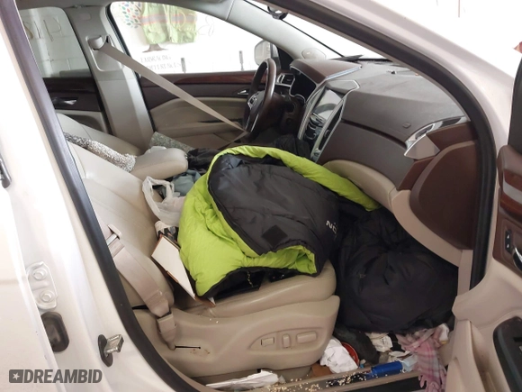 2014 Cadillac SRX Luxury Collection with VIN 3GYFNEE35ES681424, listed as a IAAI auction lot 41854969 with 135,163 mi miles. Bid and sale history available at carsss.com. Image 5.