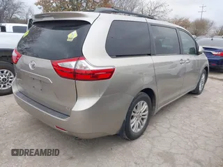 2015 Toyota Sienna XLE с VIN 5TDYK3DC4FS677254, выставлен на аукционе IAAI как лот 41708885 с пробегом 122 637 миль миль и . История ставок и продаж доступна на DreamBid. Изображение 4.