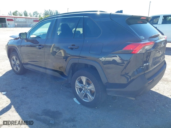 2022 Toyota RAV4 XLE with VIN 2T3W1RFV5NC180241, listed as a IAAI auction lot 41774074 with 63,902 mi miles. Bid and sale history available at carsss.com. Image 3.