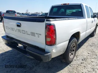 2006 Chevrolet Silverado 1500 Work Truck with VIN 1GCEC19XX6Z253172, listed as a IAAI auction lot 41747425 with 233,008 mi miles. Bid and sale history available at carsss.com. Image 6.