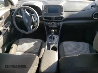 2021 Hyundai Kona SE z VIN KM8K1CAA3MU657559, wystawiony jako Copart lot #55162385 z przebiegiem 77 475 mil mil oraz Nie do naprawy • Non repairable. Historia ofert i sprzedaży dostępna na DreamBid. Obrazek 8.