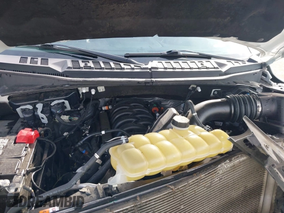 2020 Ford F-150 XL z VIN 1FTEW1E50LKD77886, wystawiony jako IAAI lot #41611499 z przebiegiem 107 863 mil mil oraz . Historia ofert i sprzedaży dostępna na DreamBid. Obrazek 10.