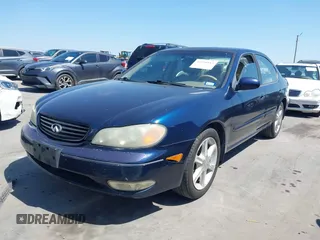 2003 Infiniti I35 Luxury with VIN JNKDA31AX3T108814, listed as a IAAI auction lot 41998013 with 197,883 mi miles. Bid and sale history available at carsss.com. Image 2.