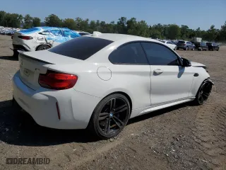 2018 BMW M2 with VIN WBS1J5C59JVE51725, listed as a Copart auction lot 65494514 with 32,426 mi miles and Salvage Title. Bid and sale history available at carsss.com. Image 3.