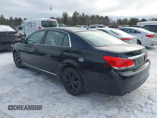 2012 Toyota Avalon with VIN 4T1BK3DB0CU450160, listed as a IAAI auction lot 41597172 with 197,284 mi miles. Bid and sale history available at carsss.com. Image 3.