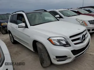2015 Mercedes-Benz GLK 250 with VIN WDCGG0EB5FG363506, listed as a Copart auction lot 76574344 with Not Provided miles and Salvage Title. Bid and sale history available at DreamBid. Image 4.