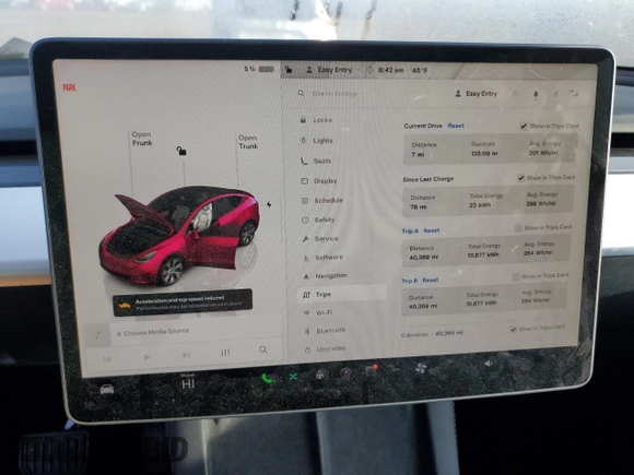 2022 Tesla Model Y Long Range with VIN 7SAYGDEE2NF419229, listed as a Copart auction lot 49902165 with 40,369 mi miles and Salvage Title. Bid and sale history available at DreamBid. Image 9.