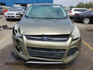 2013 Ford Escape SE с VIN 1FMCU0GX8DUC57566, выставлен на аукционе Copart как лот 55132135 с пробегом 142 402 миль миль и Чистый • Clean title. История ставок и продаж доступна на DreamBid. Изображение 5.