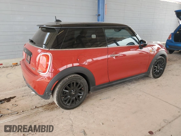 2017 MINI Hardtop Cooper with VIN WMWXP5C54H3C63634, listed as a Copart auction lot 58661885 with 115,992 mi miles and Clean title. Bid and sale history available at DreamBid. Image 3.