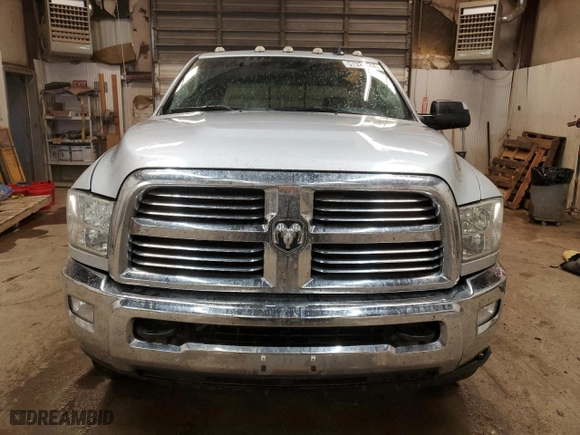 2018 Ram 2500 Big Horn with VIN 3C6UR5JJ6JG164823, listed as a Copart auction lot 57328044 with 194,485 mi miles and Salvage Title. Bid and sale history available at carsss.com. Image 5.