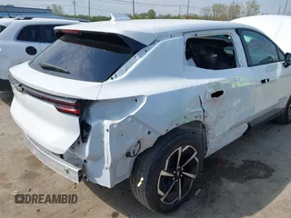 2025 Chevrolet Equinox EV LT z VIN 3GN7DLRP1SS142641, wystawiony jako IAAI lot #42129744 z przebiegiem 3821 mil mil oraz . Historia ofert i sprzedaży dostępna na DreamBid. Obrazek 6.