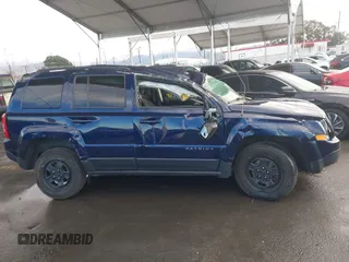 2017 Jeep Patriot 75th Anniversary with VIN 1C4NJRBB4HD110334, listed as a IAAI auction lot 41425693 with 88,364 mi miles and . Bid and sale history available at carsss.com. Image 13.