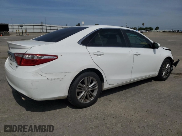 2015 Toyota Camry XLE with VIN 4T1BF1FK2FU975506, listed as a Copart auction lot 54551985 with 134,641 mi miles and Salvage Title. Bid and sale history available at carsss.com. Image 3.