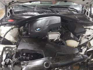 2015 BMW 4 Series 428i xDrive z VIN WBA3N9C52FK246245, wystawiony jako IAAI lot #41650714 z przebiegiem 142 776 mil mil oraz . Historia ofert i sprzedaży dostępna na DreamBid. Obrazek 10.