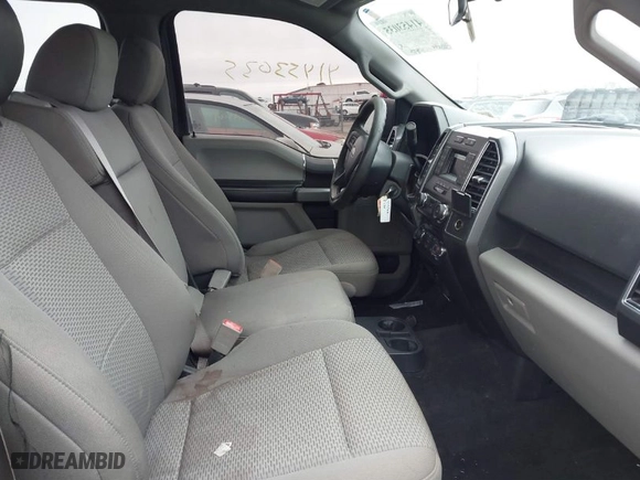 2018 Ford F-150 XL with VIN 1FTEW1CB8JFC64900, listed as a IAAI auction lot 41453035 with NaN miles. Bid and sale history available at carsss.com. Image 5.