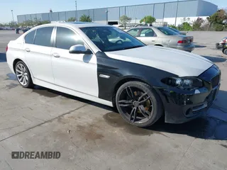 2015 BMW 5 Series 528i with VIN WBA5A5C59FD524043, listed as a IAAI auction lot 42023892 with 94,216 mi miles and . Bid and sale history available at carsss.com. Image 1.