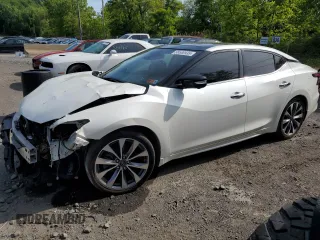 2023 Nissan Maxima Platinum z VIN 1N4AA6FVXPC504805, wystawiony jako Copart lot #58530535 z przebiegiem 43 943 mil mil oraz Szkoda całkowita • Salvage title. Historia ofert i sprzedaży dostępna na DreamBid. Obrazek 1.