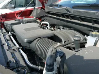 2025 Chevrolet Silverado 1500 LT Trail Boss с VIN 3GCUKFED3SG144408, выставлен на аукционе IAAI как лот 41748005 с пробегом 338 миль миль и . История ставок и продаж доступна на DreamBid. Изображение 19.