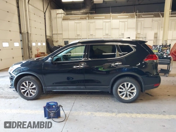 2017 Nissan Rogue SL with VIN 5N1AT2MV1HC752891, listed as a IAAI auction lot 41993353 with 95,948 mi miles. Bid and sale history available at carsss.com. Image 14.