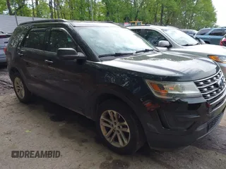 2017 Ford Explorer z VIN 1FM5K8B82HGD79972, wystawiony jako IAAI lot #42263058 z przebiegiem 186 693 mil mil oraz . Historia ofert i sprzedaży dostępna na DreamBid. Obrazek 1.