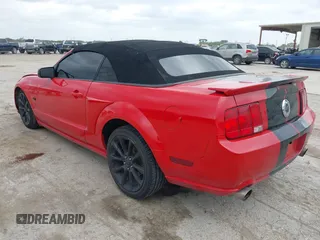 2007 Ford Mustang GT Deluxe с VIN 1ZVHT85H175237646, выставлен на аукционе IAAI как лот 42105476 с пробегом 179 433 миль миль и . История ставок и продаж доступна на DreamBid. Изображение 3.