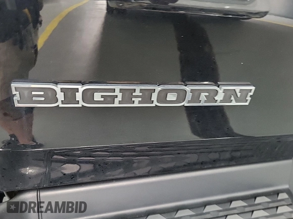 2022 Ram 1500 Big Horn z VIN 1C6RRFFG3NN179009, wystawiony jako IAAI lot #42521052 z przebiegiem 60 189 mil mil oraz . Historia ofert i sprzedaży dostępna na DreamBid. Obrazek 25.