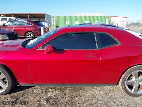 2010 Dodge Challenger R/T with VIN 2B3CJ5DT7AH174349, listed as a IAAI auction lot 41316979 with 149,383 mi miles. Bid and sale history available at carsss.com. Image 14.