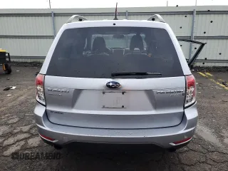 2013 Subaru Forester X Limited with VIN JF2SHAEC9DH424022, listed as a Copart auction lot 63052205 with 118,970 mi miles and Salvage title. Bid and sale history available at DreamBid. Image 6.