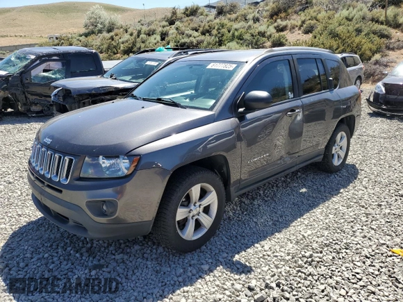 2016 Jeep Compass Sport с VIN 1C4NJDBB5GD798992, выставлен на аукционе Copart как лот 61777825 с пробегом 107 541 миль миль и Списание • Salvage title. История ставок и продаж доступна на DreamBid. Изображение 1.