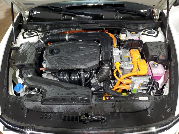 2024 Hyundai Sonata Hybrid SEL with VIN KMHL34JJ0RA090692, listed as a Copart auction lot 48722585 with 12,343 mi miles and Clean Title. Bid and sale history available at carsss.com. Image 11.